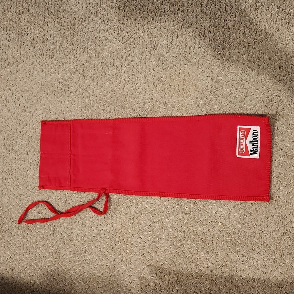 Vintage 90s Marlboro Unlimited BBQ Grill Set ROLL/ POCKET